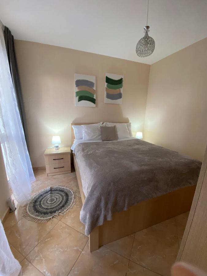 Chlo Apartment 2 Tirana Extérieur photo